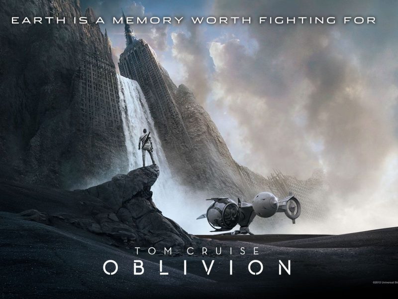 Tom Cruise – Oblivion Wallpaper